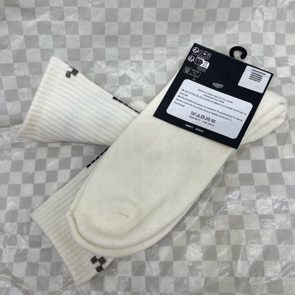 Vans Designer Logo Sport Skater Surfer Crew
Cut Socks
Clay Crew Socks (1 pair) - Picture 15 of 16